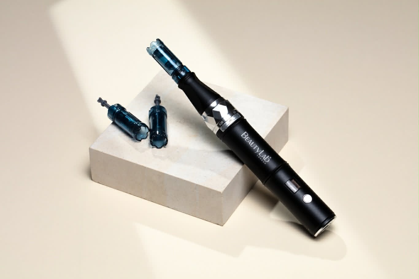 BeautyLab advanced skin treatment device